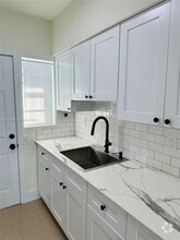 Building Photo - 8080 Tatum Waterway Dr