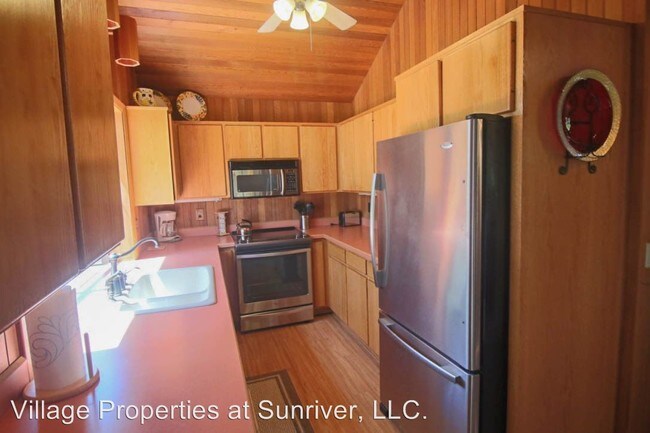 Building Photo - 57675 Poplar Ln