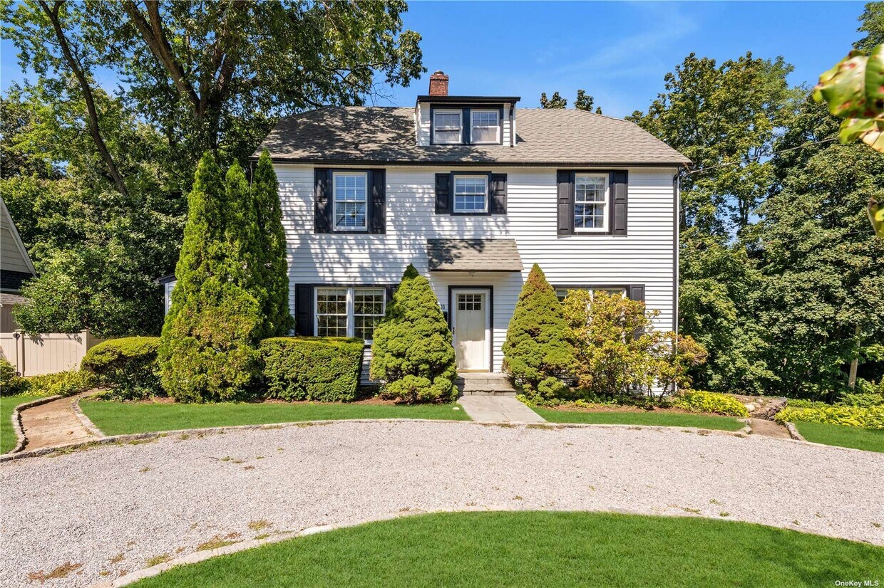 Primary Photo - 33 Hilltop Rd