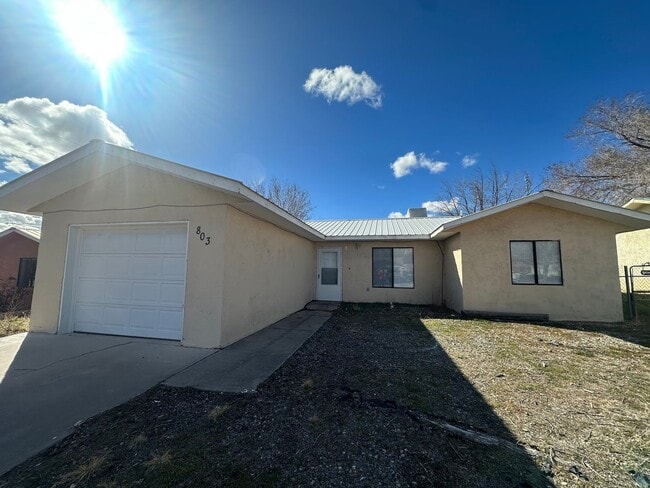 Foto del edificio - 3 Bedroom 1 Bathroom house for rent in Bloomfield