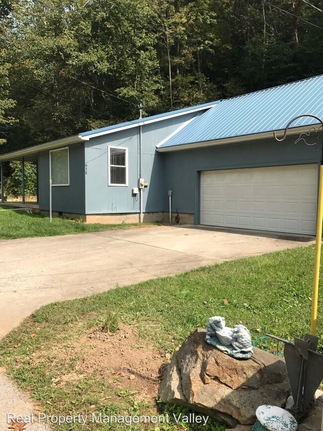 Building Photo - 978 Hanna Dr
