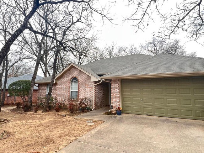 Foto del edificio - 2508 Oak Park Drive