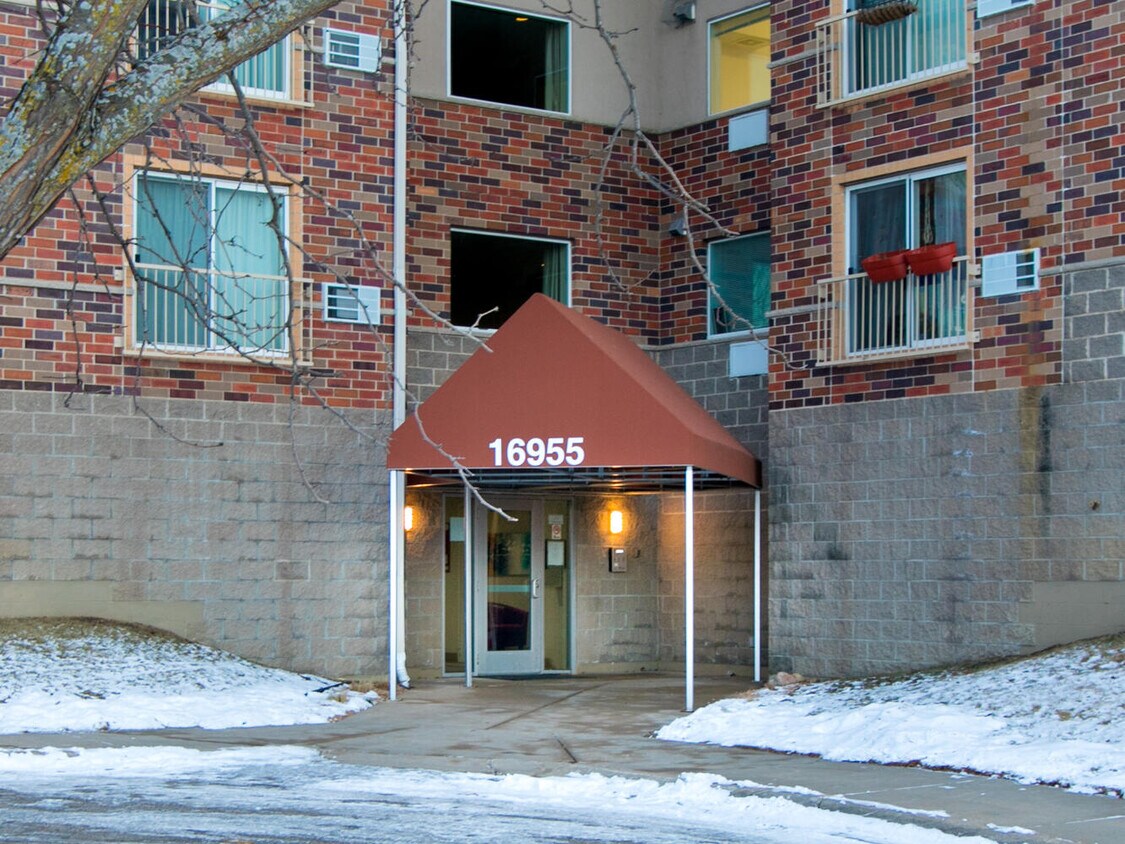 Primary Photo - 16955 Toronto Ave SE