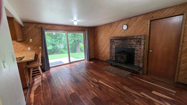 Foto del edificio - 8515 Cookie Monster Ln NW