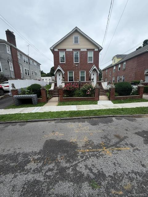 Building Photo - 37 Courter Ave
