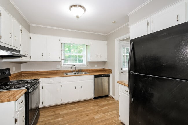Foto del edificio - 3207 Bel Ridge Rd