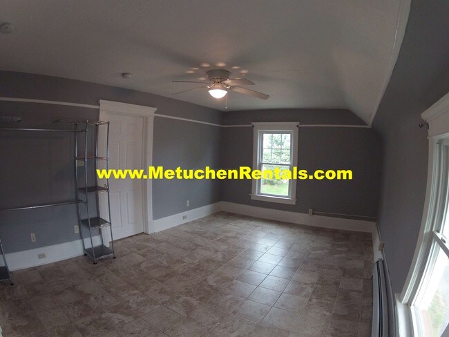 Building Photo - 39 John St