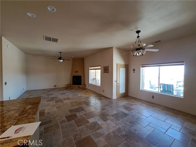 Foto del edificio - 7125 Sunny Vista Rd