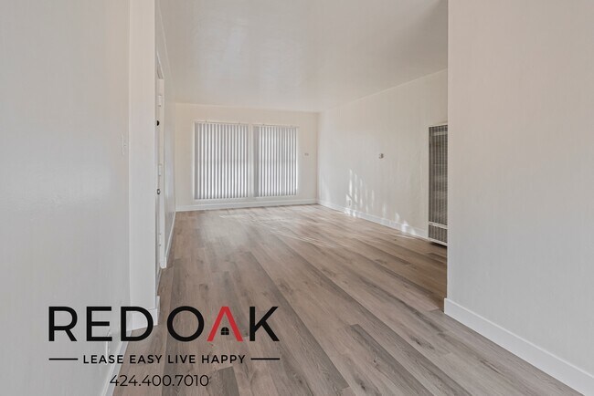 Foto del edificio - ~2 Months FREE~ Lovely One Bedroom with St...