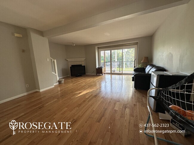 Building Photo - Spacious 4-Bedroom Freehold Townhouse with Private Garage & Backyard in Waterloo