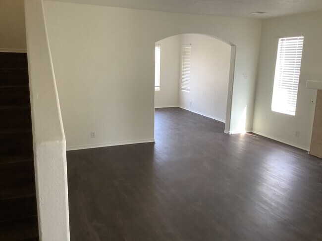 Foto del edificio - 1833 Chicoma Rd NE