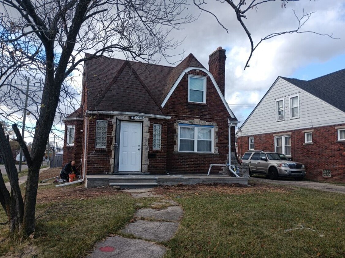 Foto principal - Freshly Renovated 3 Bedroom Bungalow