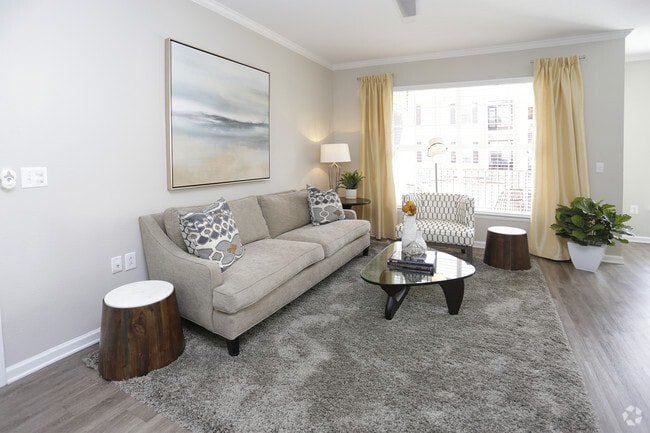 1BR, 1BA - 880 SF - Retreat at Park Meadows