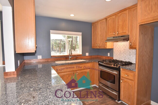 Foto del edificio - 11363 Cedar Ridge Dr