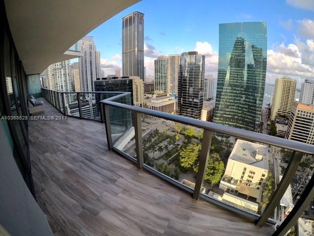Building Photo - 1300 S Miami Ave