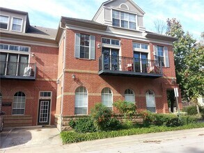 Building Photo - 340 Campbell Ave