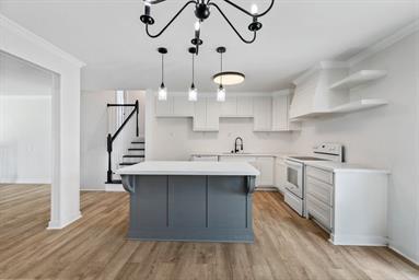 Foto del edificio - 1725 Whispering Woods Dr