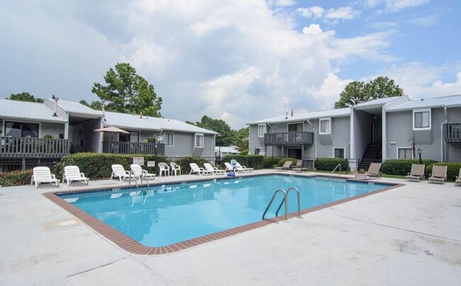 Foto del edificio - 1202 Woodland Village Dr