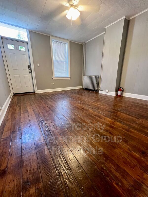 Building Photo - 2657 Braddock St