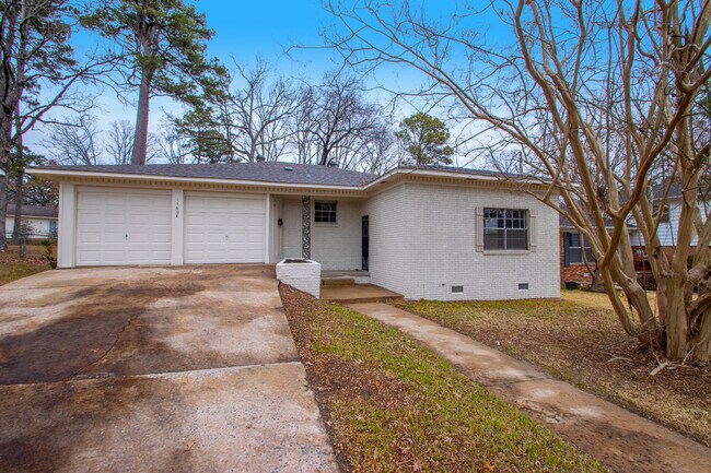 Foto del edificio - 11608 Birchwood Dr