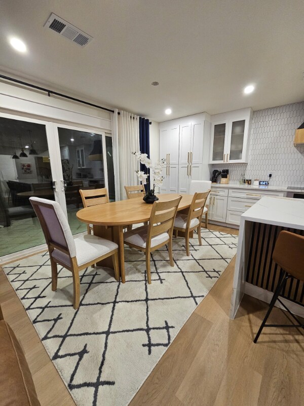 Foto del edificio - 4805 Alta Oaks Ln