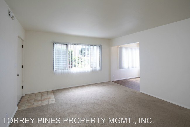 Building Photo - 925 Thomas Ave