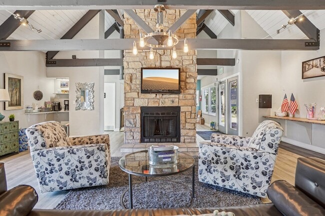 Foto del edificio - Windmill Apartments