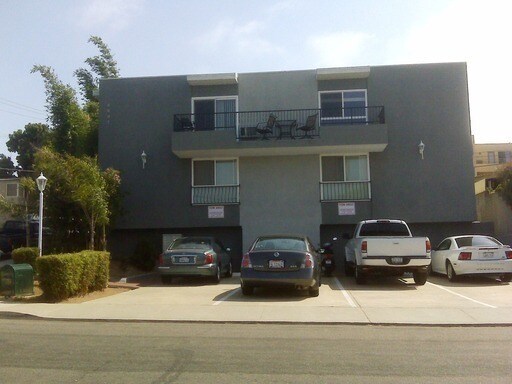 Foto del edificio - TEMECULA ST- BEAUTIFUL CONDO W/ VIEWS, IN-UNIT W/D, TILE FLOORING