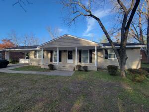 Primary Photo - 208 Old Evans Rd