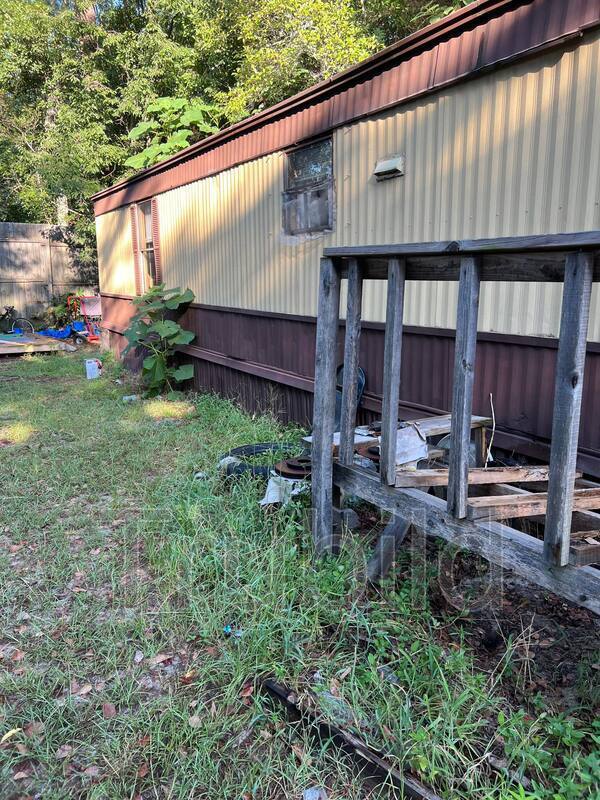 Foto principal - 366 Railroad Ave