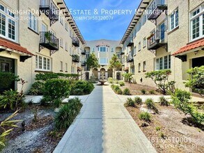 Building Photo - 2117 W Dekle Ave
