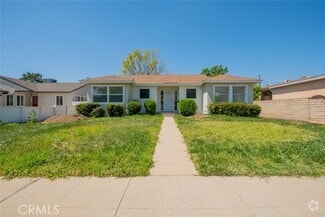 Building Photo - 10007 Burnet Ave