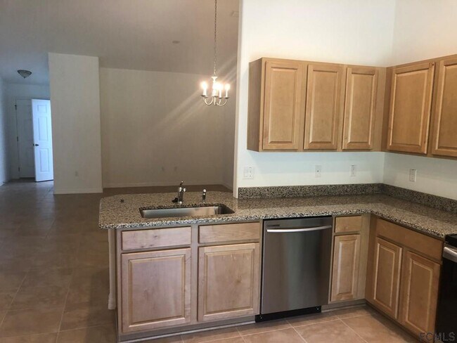 Building Photo - 39 A Pritchard Dr