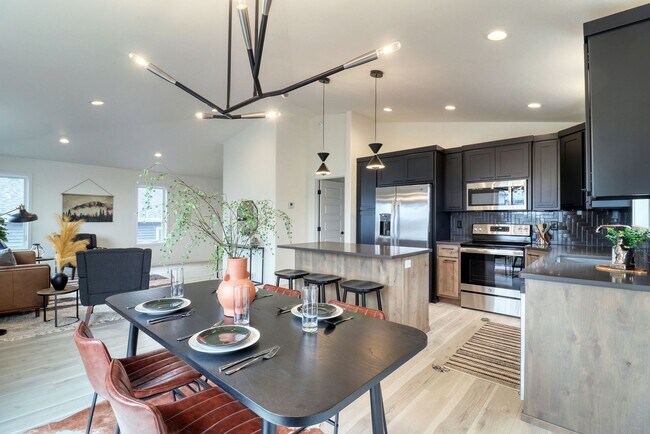 Foto del edificio - 3 Bed 2.5 Bath Single Family Home - Rent W...