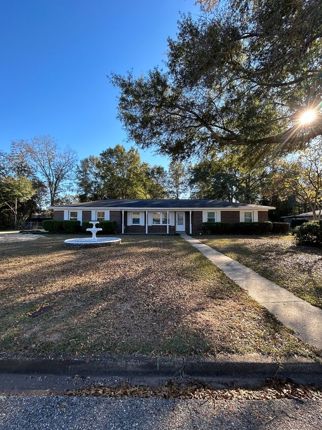 Foto principal - West Emerald Drive, Enterprise, AL 36330