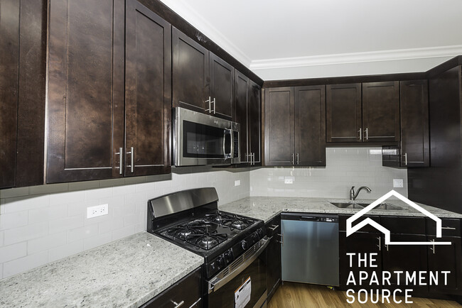 Foto del edificio - 520 N Western Ave