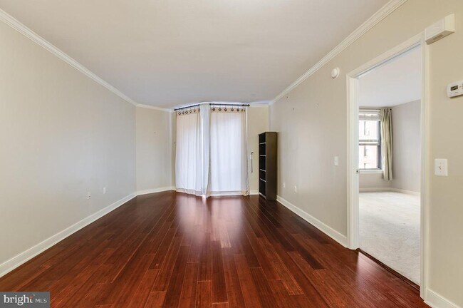 Foto del edificio - 616 E St NW