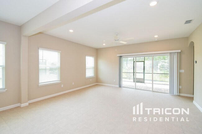 Building Photo - 10274 Pavnes Creek Dr