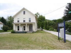 Primary Photo - 124 Clarendon Ave W