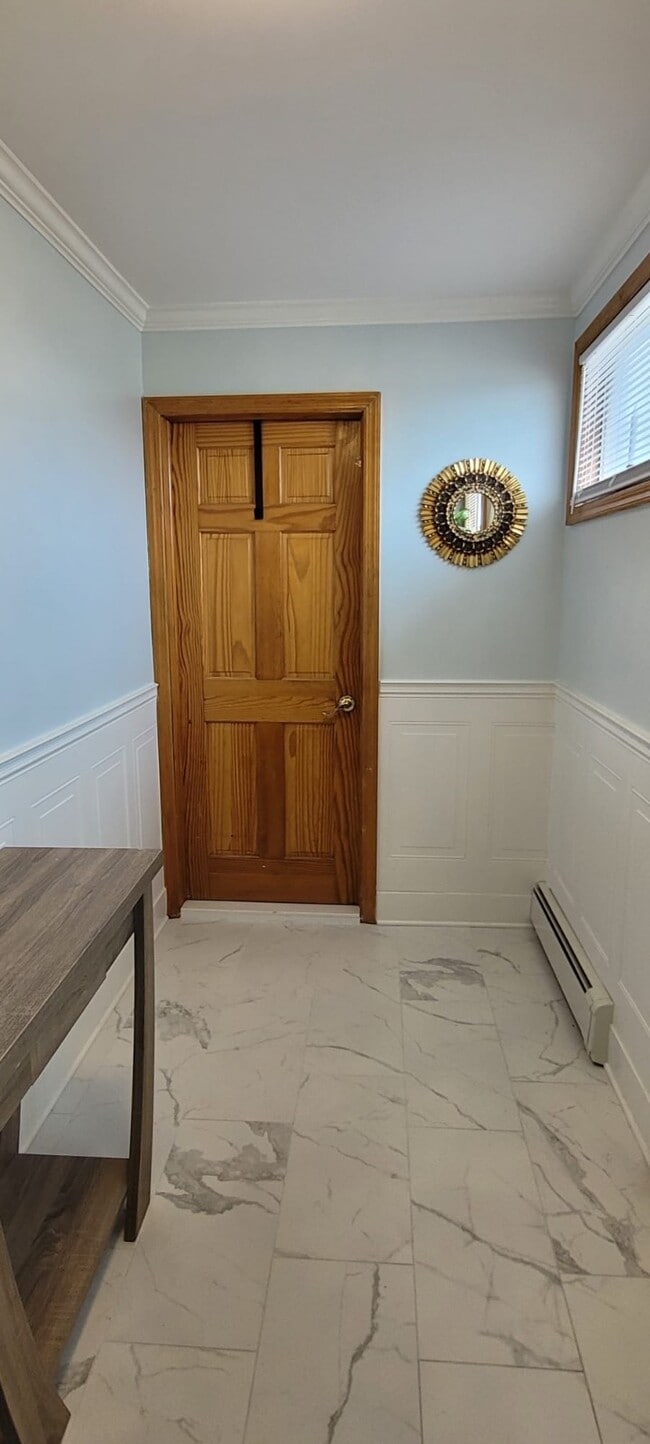Building Photo - 6 Albergo Ct