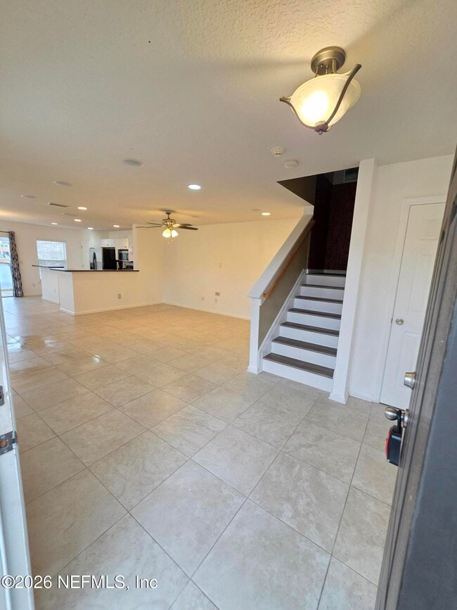 Building Photo - 104 Crete Ct