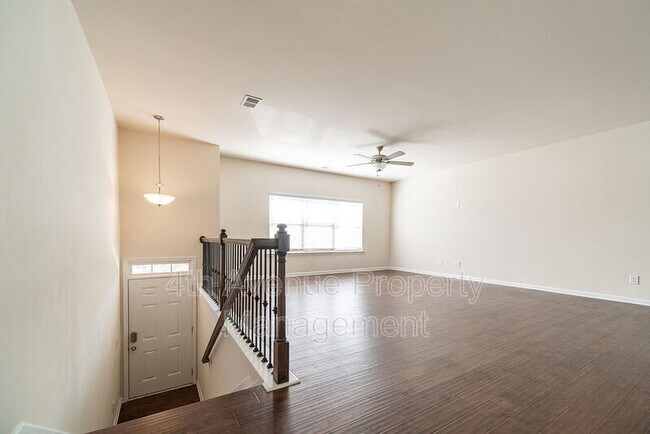 Foto del edificio - 3409 Abbey Wy