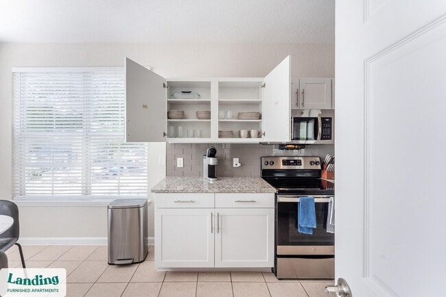 Building Photo - 2801 Biltmore Park Dr