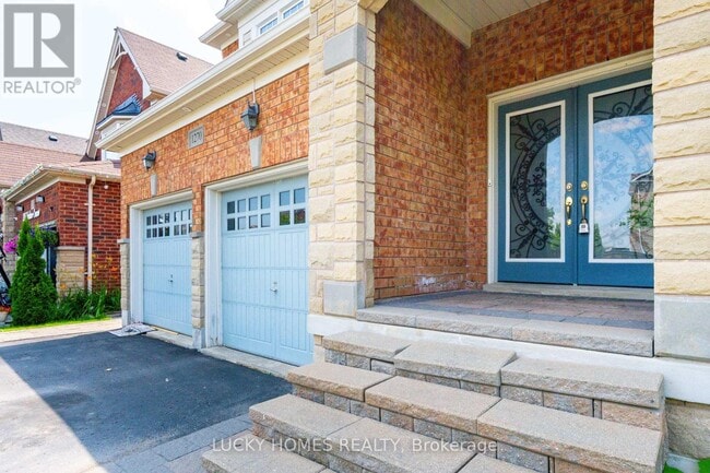 Building Photo - 1270 Harlstone Crescent