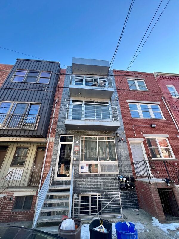 Building Photo - 1946 N Gratz St