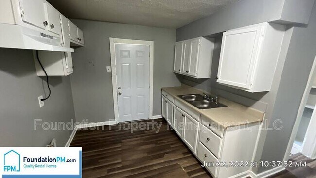 Foto del edificio - 463 Carpenter St