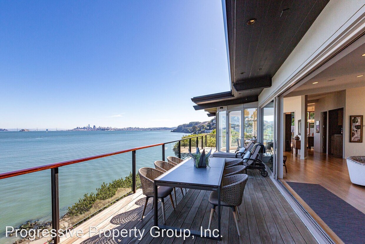 Foto principal - 5 br, 4.5 bath House - 60 Atwood Avenue
