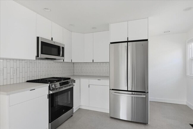 Foto del edificio - 4303 Baker Ave NW