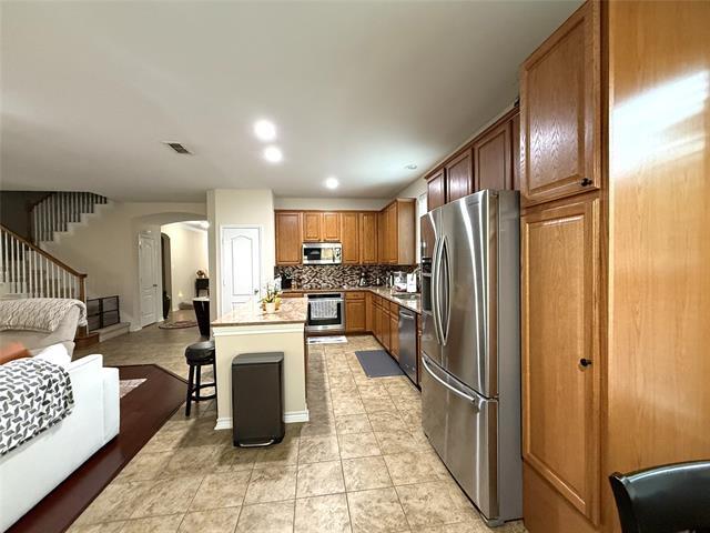 Building Photo - 8608 Davis Dr