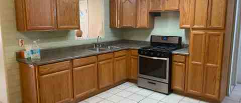 Foto del edificio - 1021 W Edgewater Dr